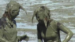 japanese-mud-virgins-volume-1_16.jpg